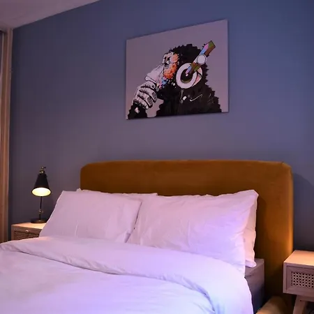 Sealand With Allocated Parking! Apartament Birmingham